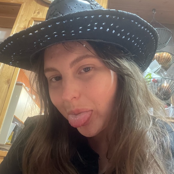 alliegolabek